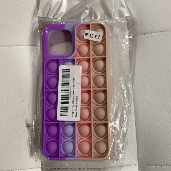 Fidget Toy IPHONE 12 Case Purple Size 6.1” - Picture 9 of 9